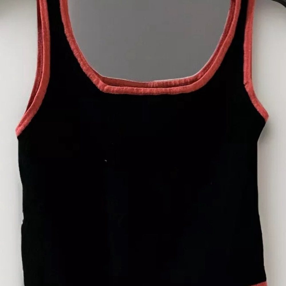 Black W/ Pink Ribbed Tank - Picture 3 of 5